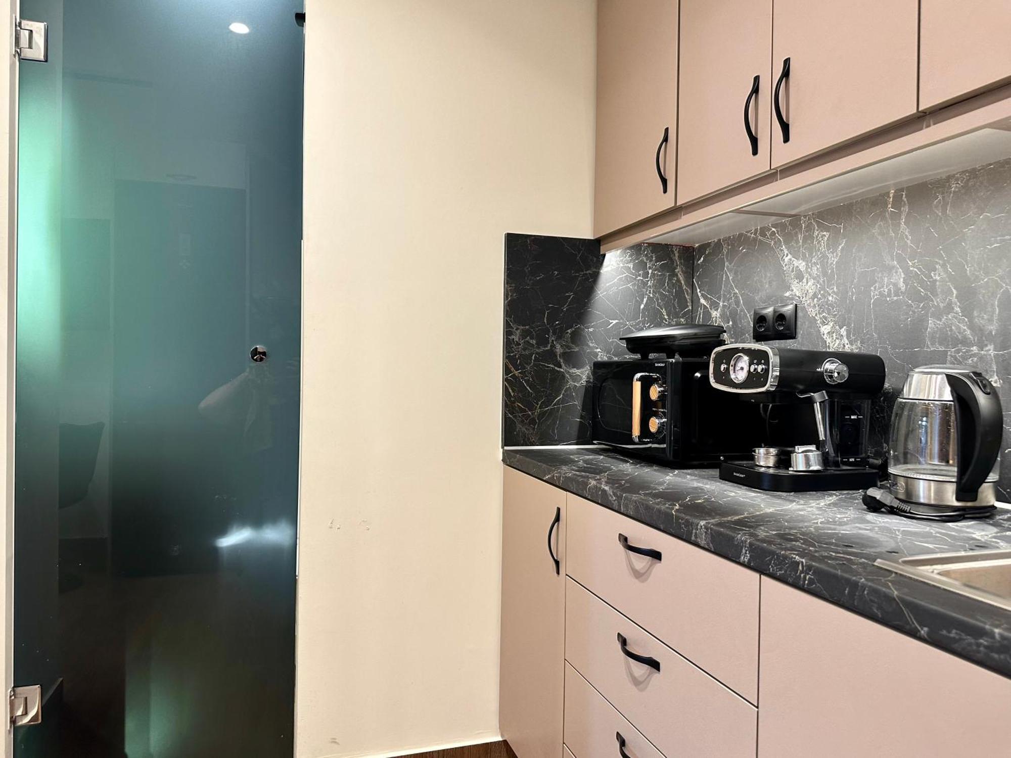 T&T Luxury Apartments - Rooftop Jacuzzi Atenas Exterior foto